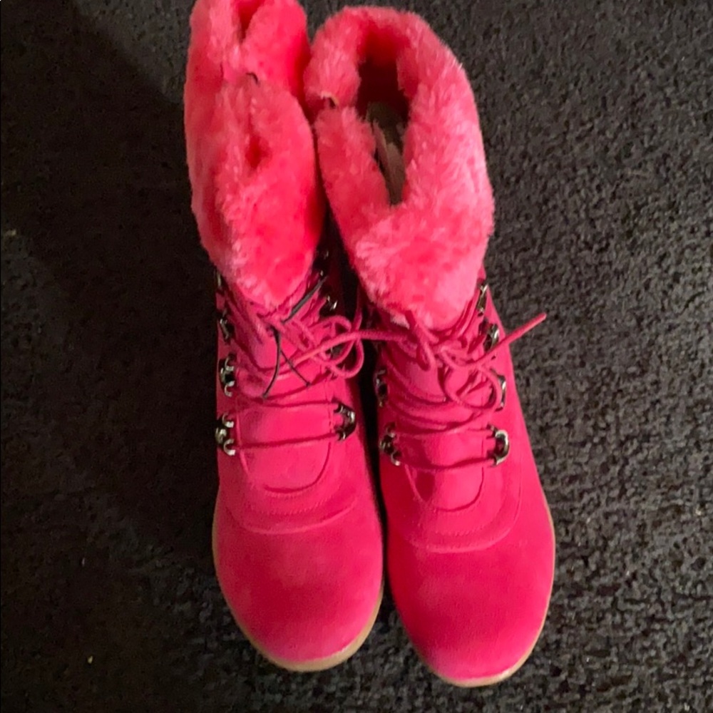 Hot Pink Jelly Bean boots!